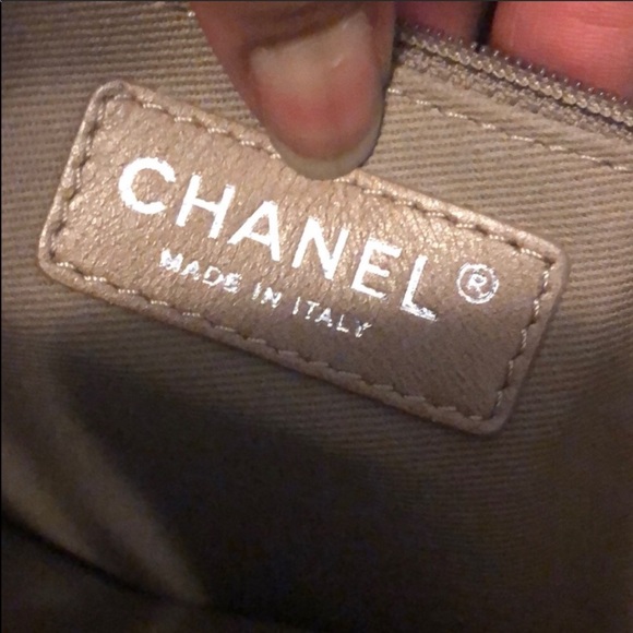 🔴SOLD🔴Authentic CHANEL Beige Tote with Bag Charm - Picture 10 of 16